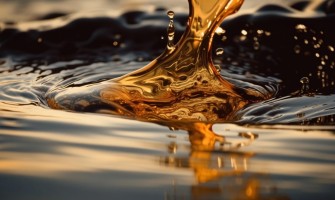 What is Mineral Oil and How is it Obtained?